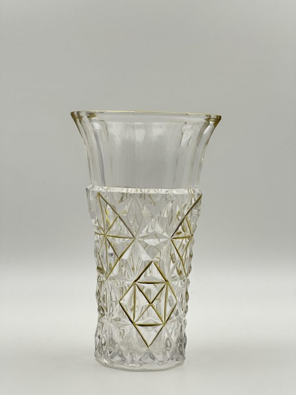 Elegant Crystal Glass Vase