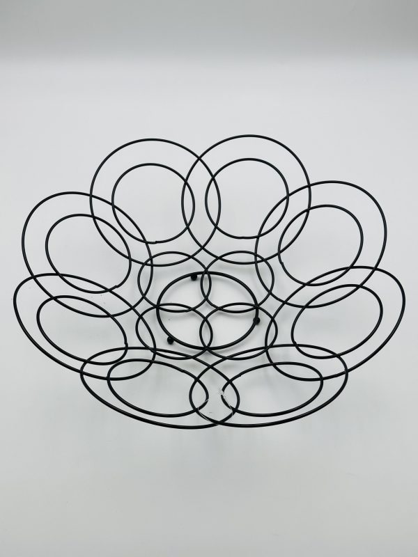 Elegant Black Metal Wire Fruit Basket – Circular Pattern Design - Image 2