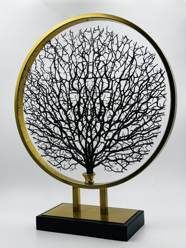 Golden Circular Tree Sculpture – Elegant Metal Art Décor