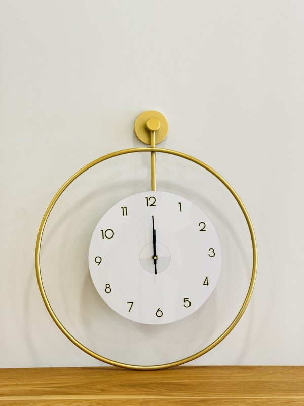 Minimalist Gold Frame Wall Clock