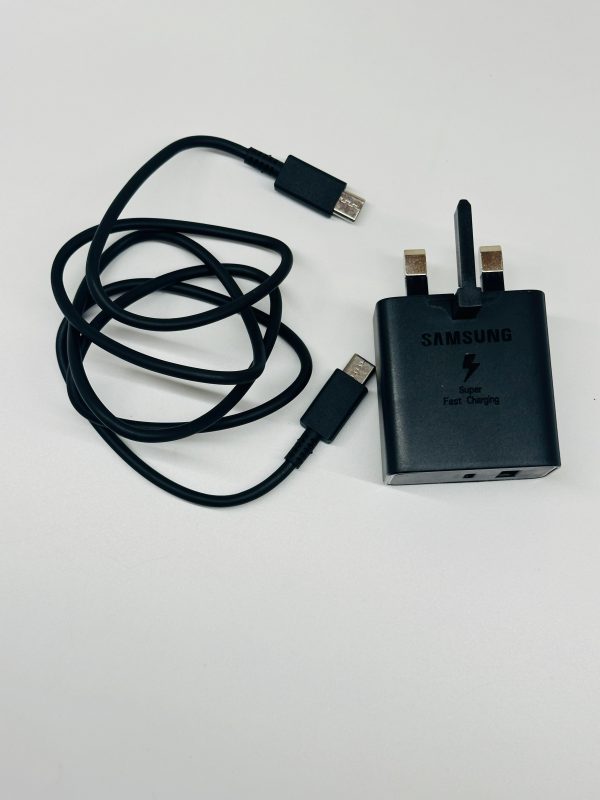 Samsung 35W PD Adapter with USB-C Cable - Image 2