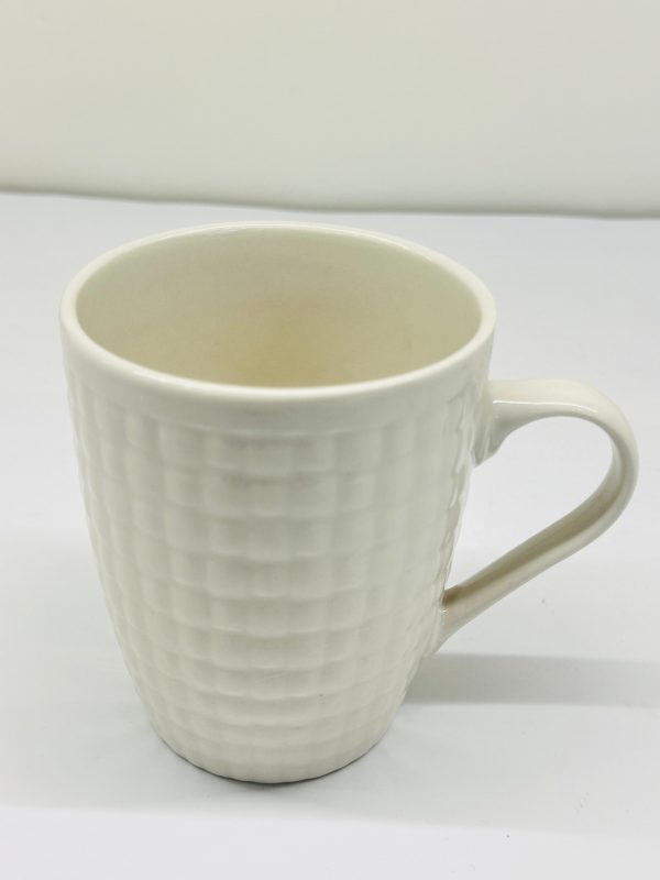 Ivory White Textured Ceramic Mug – Grid Pattern