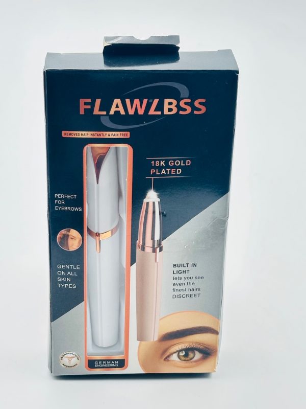 FLAWLBSS 18K Gold Plated Eyebrow Trimmer