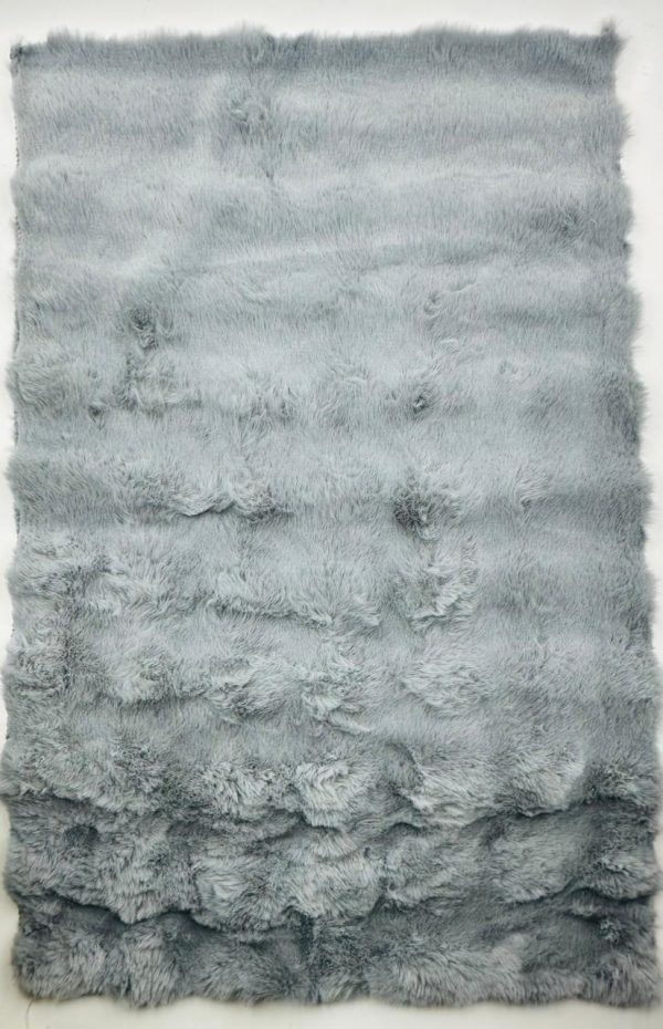 Luxury White Fluffy Faux Fur Rug - Image 3