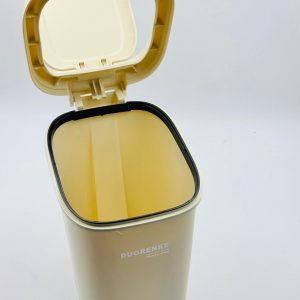 Duorenke Pedal Dustbin with Lid – Modern Plastic Trash Can